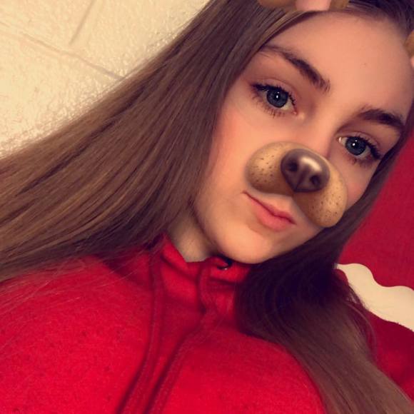 Meet your Posher, Alayla - Picture 1 of 1